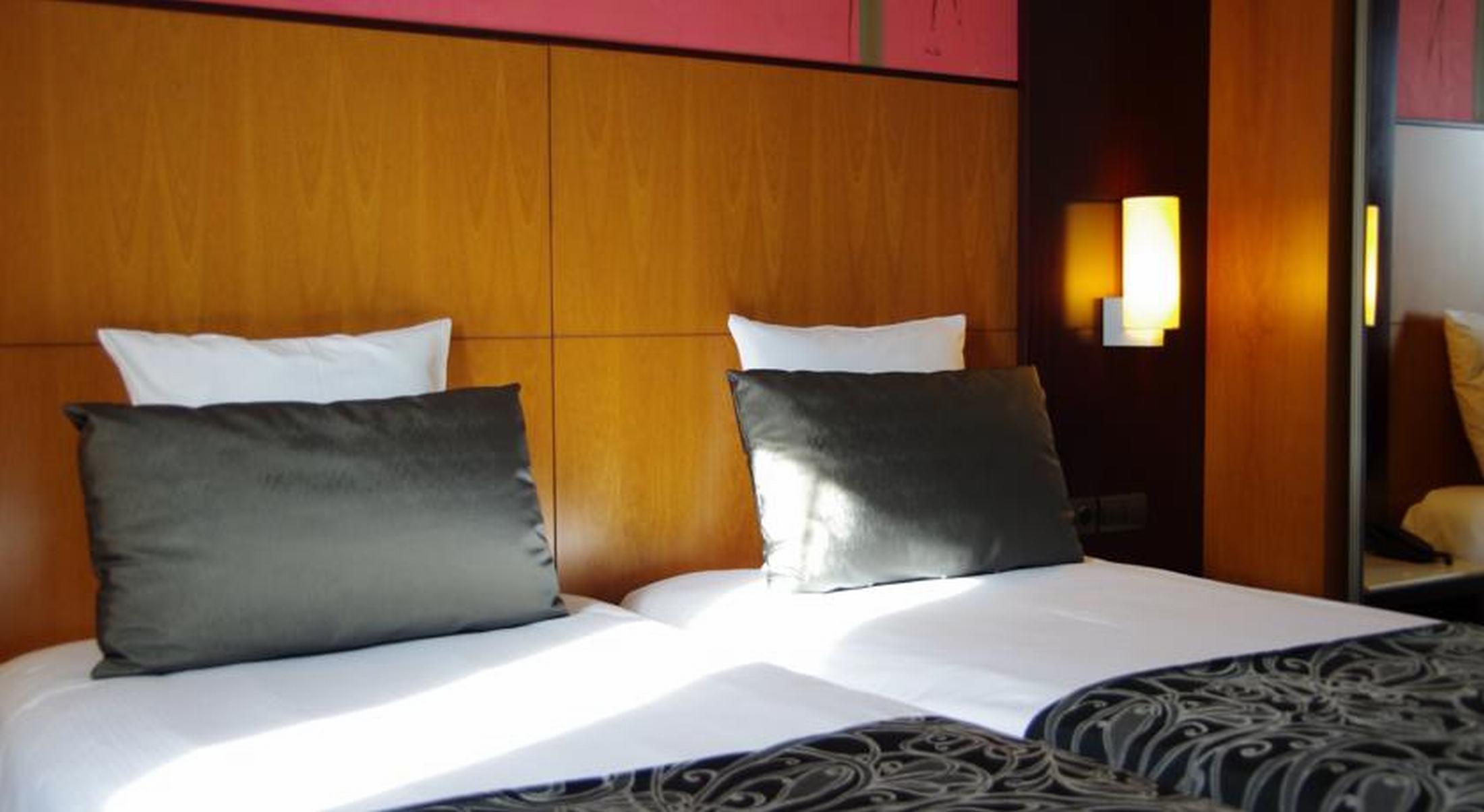 Hotel Catalonia Brussels Saint-Gilles Zewnętrze zdjęcie
