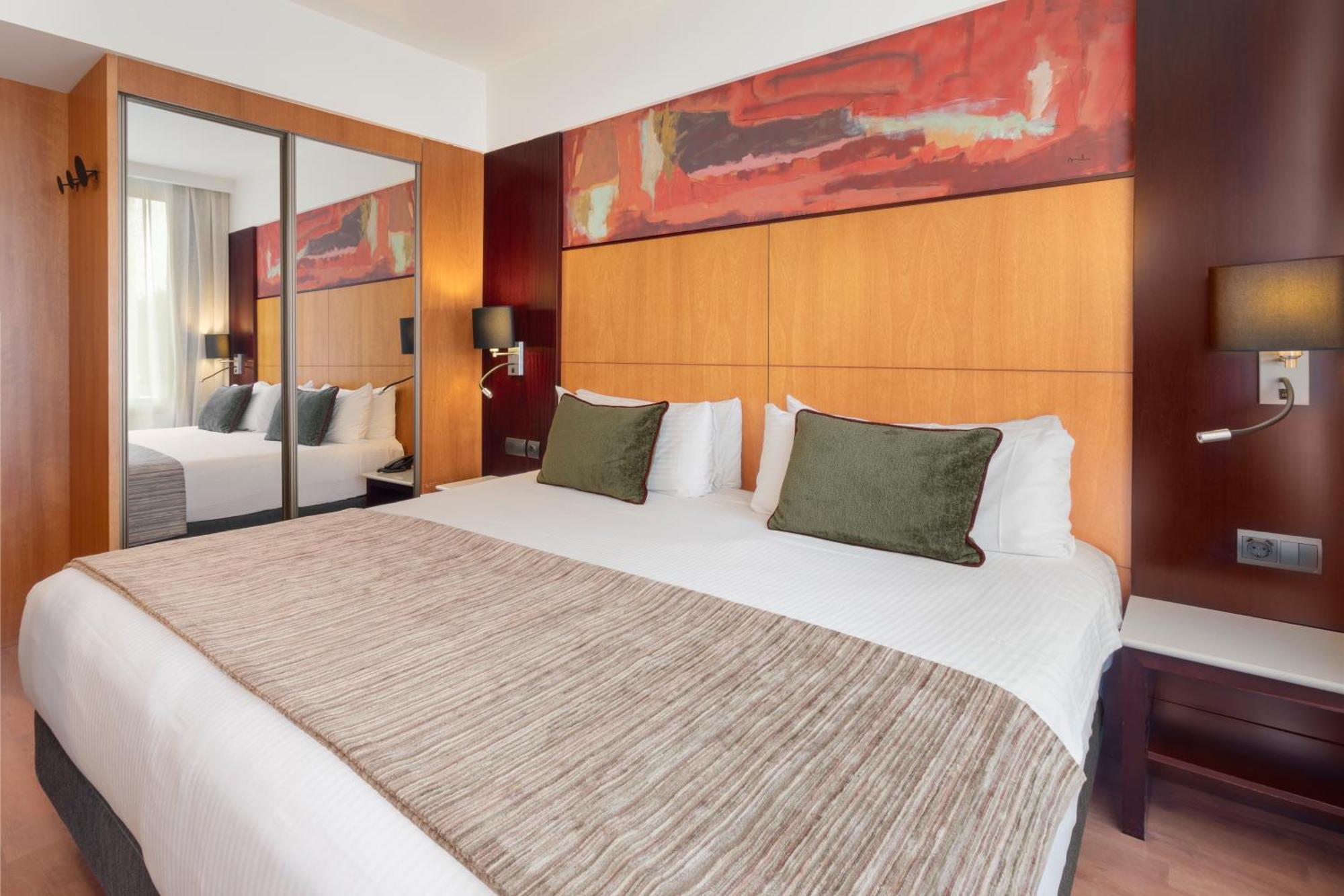 Hotel Catalonia Brussels Saint-Gilles Zewnętrze zdjęcie
