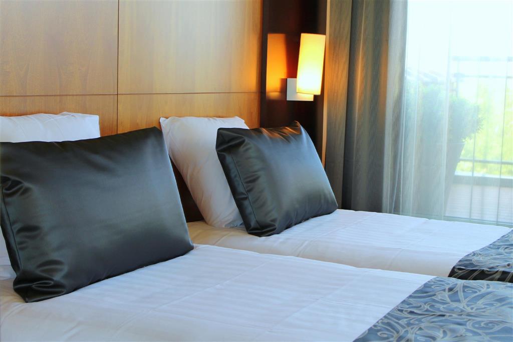 Hotel Catalonia Brussels Saint-Gilles Zewnętrze zdjęcie